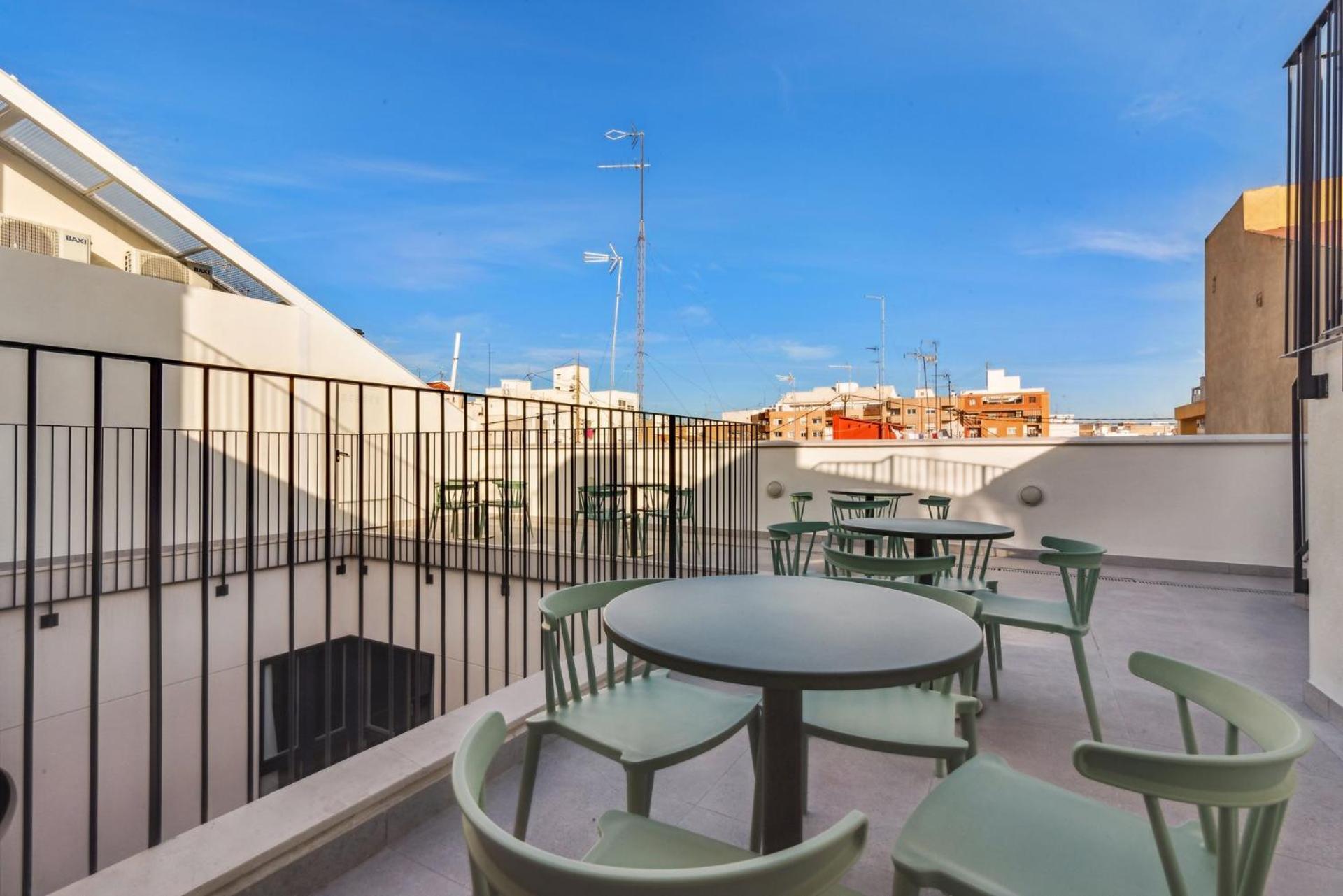 Limehome Valencia Carrer Del Pare Palau I Quer Экстерьер фото