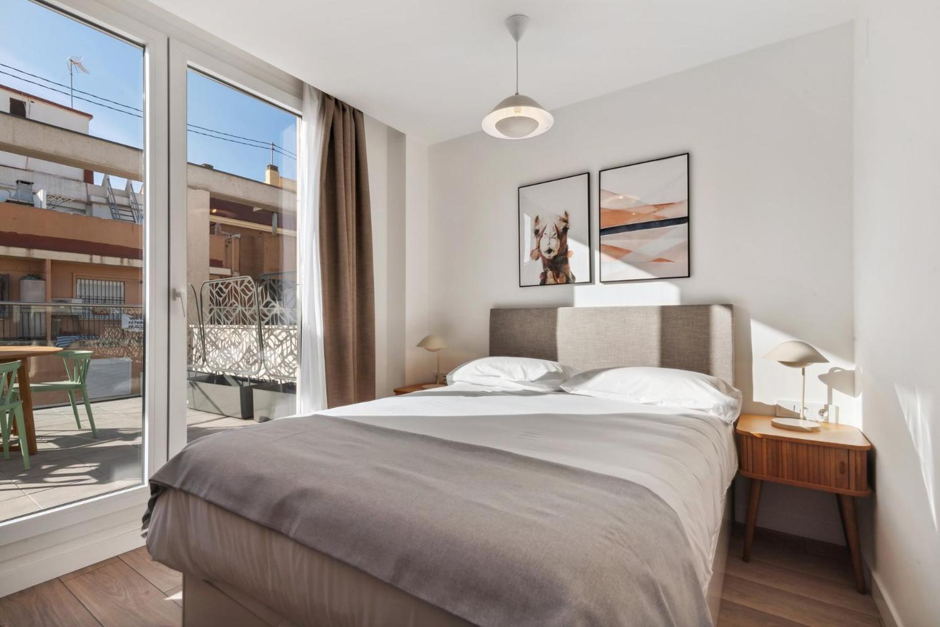 Limehome Valencia Carrer Del Pare Palau I Quer Экстерьер фото