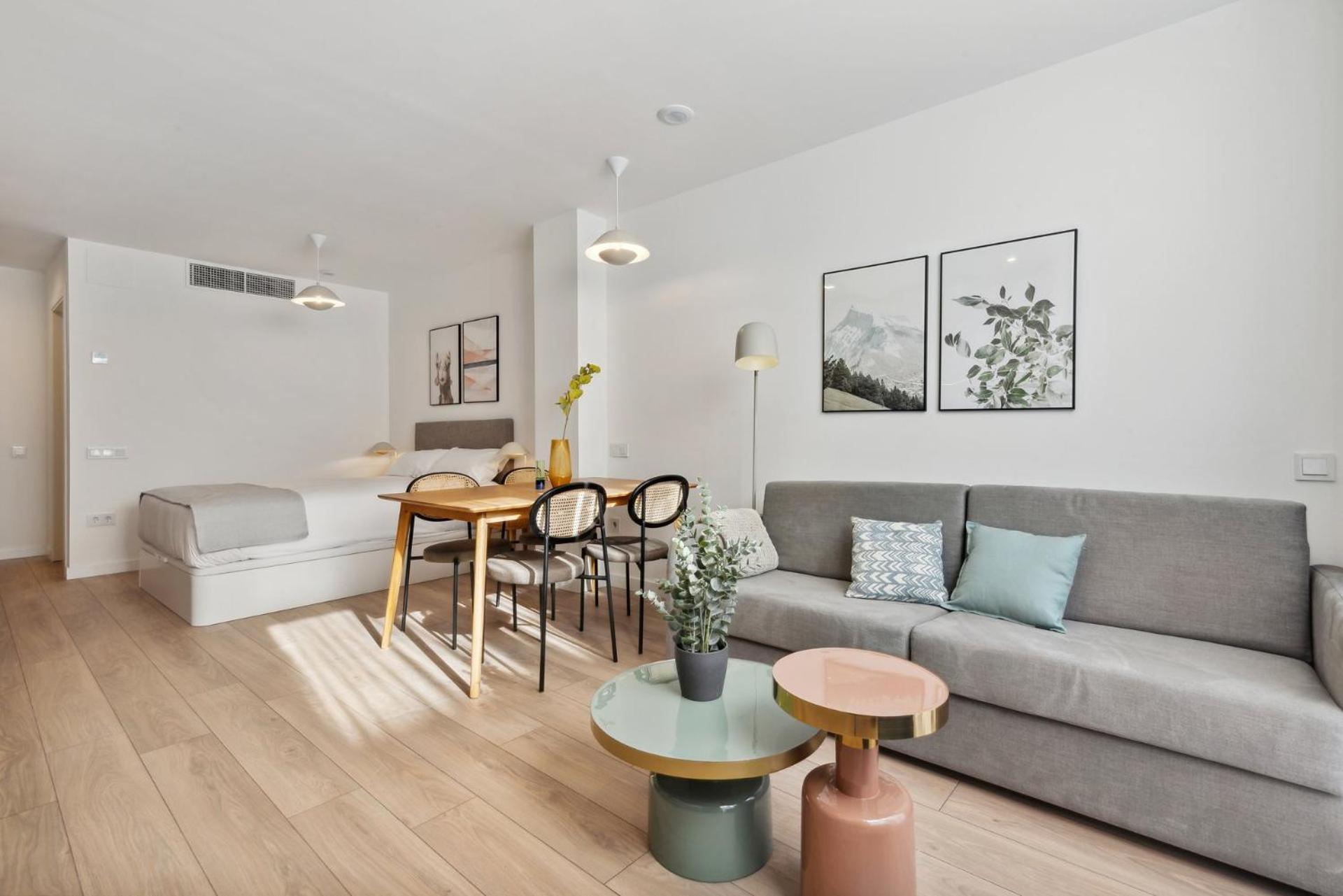 Limehome Valencia Carrer Del Pare Palau I Quer Экстерьер фото
