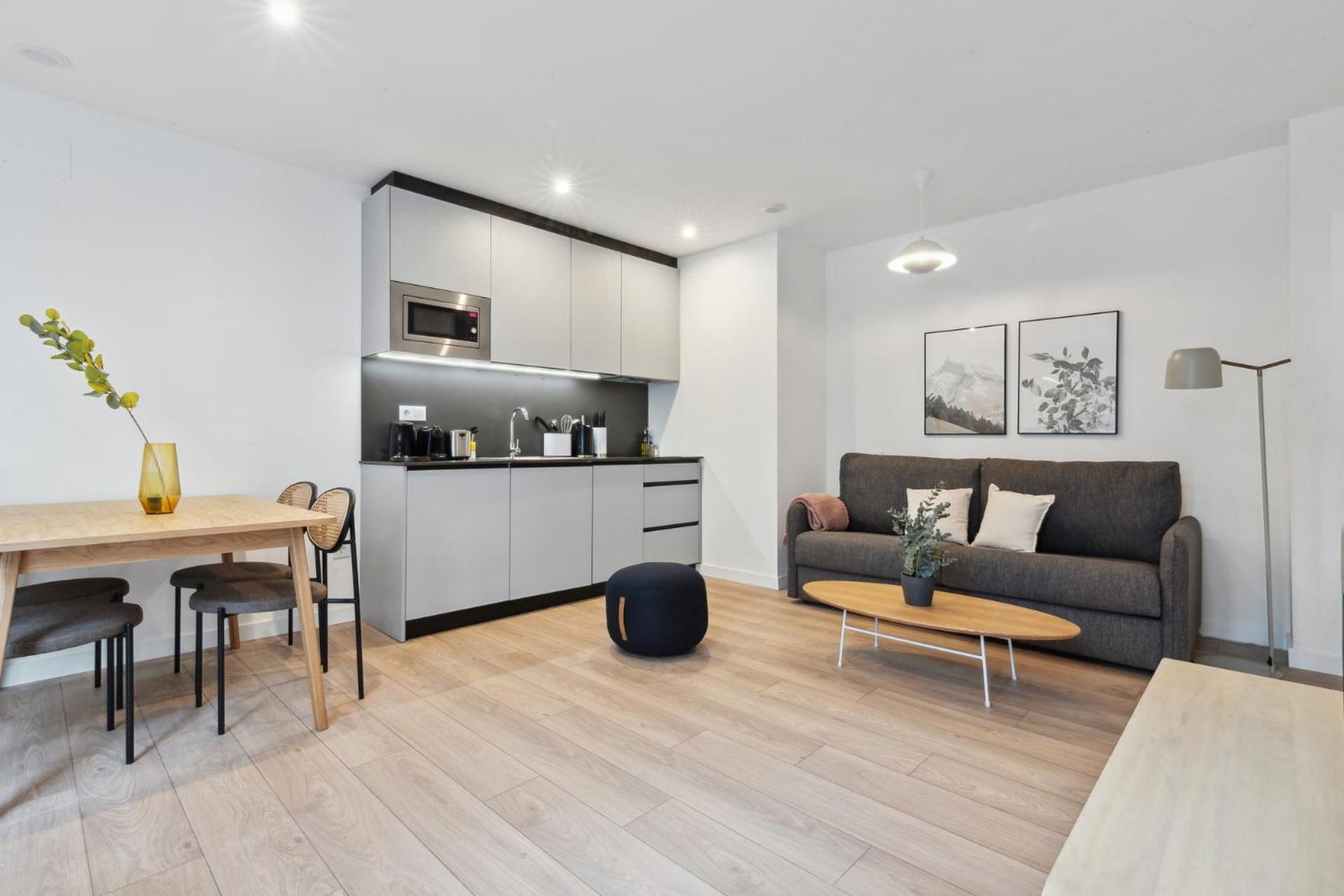 Limehome Valencia Carrer Del Pare Palau I Quer Экстерьер фото