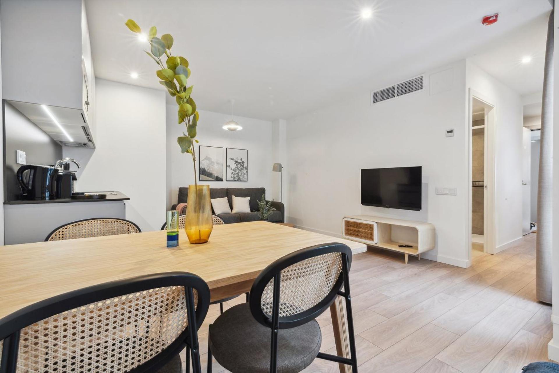 Limehome Valencia Carrer Del Pare Palau I Quer Экстерьер фото