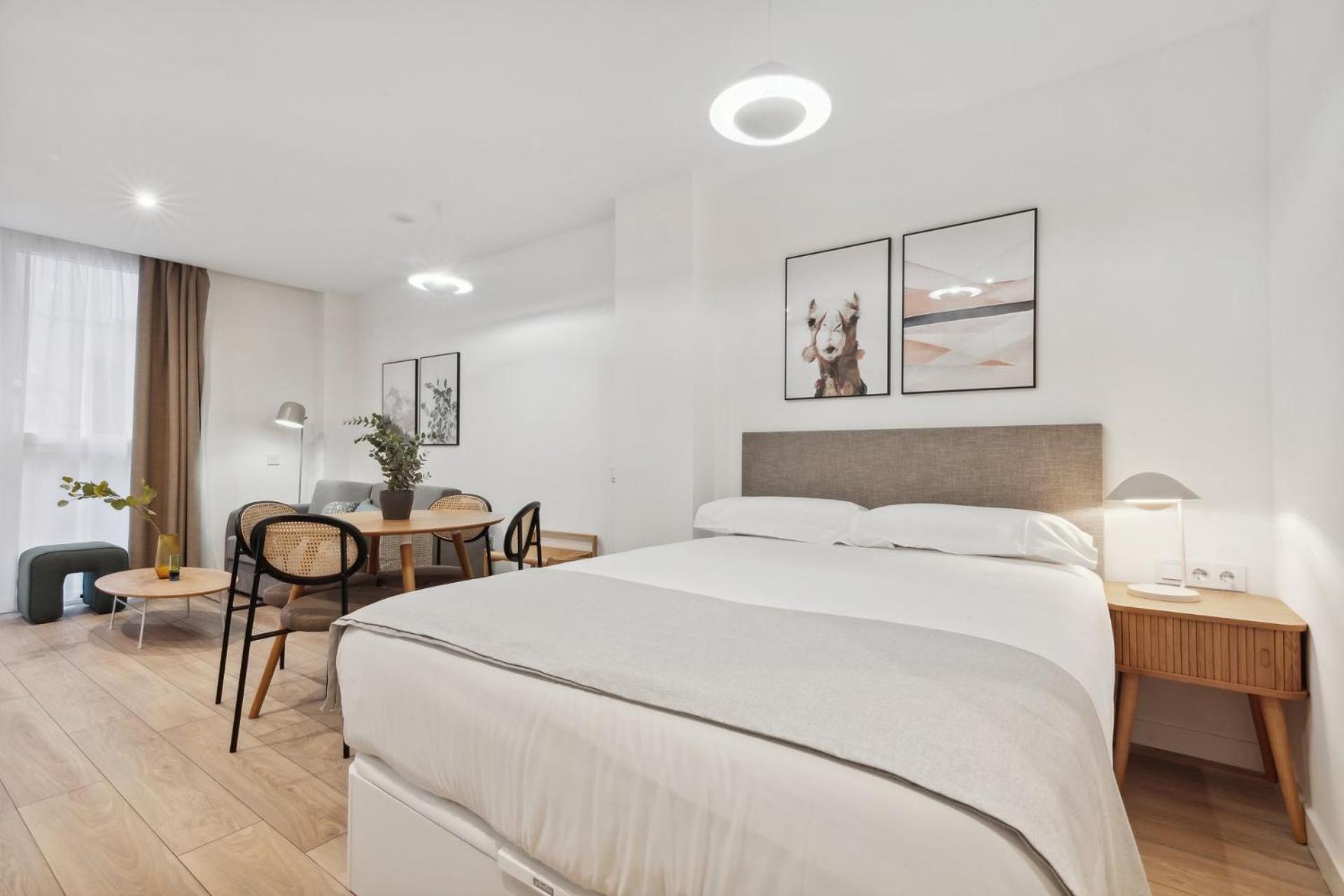 Limehome Valencia Carrer Del Pare Palau I Quer Экстерьер фото