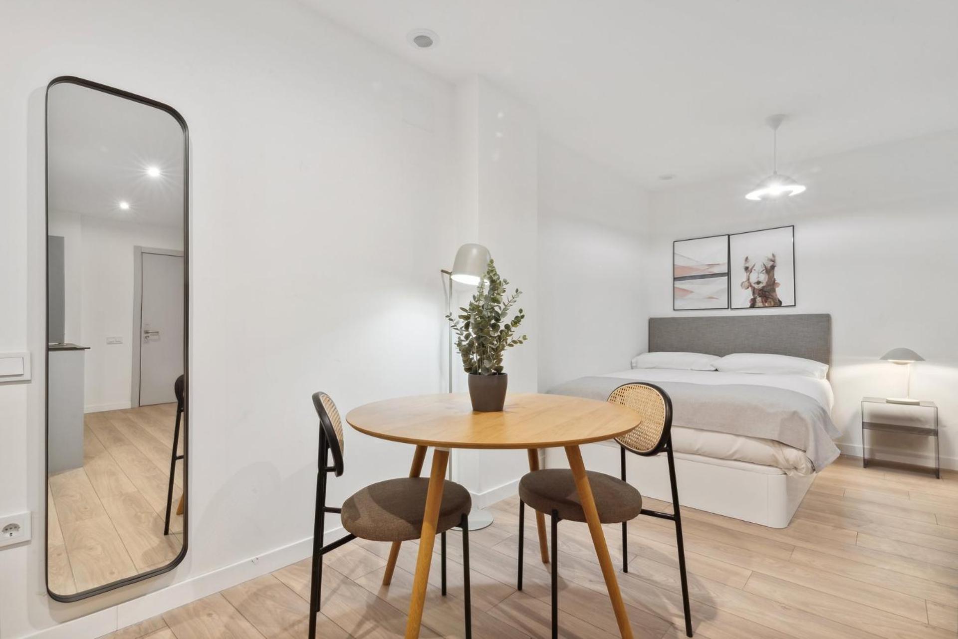 Limehome Valencia Carrer Del Pare Palau I Quer Номер фото